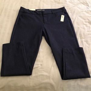 Old Navy Mid-Rise Pixie Ankle Length Pants